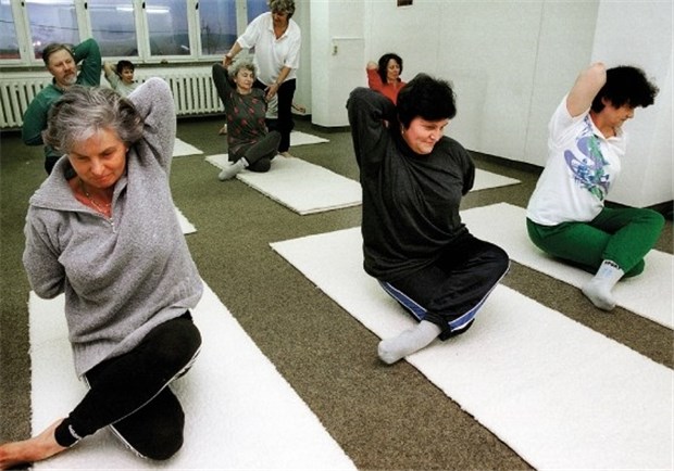 Vier Wochen, um Patienten für Sport zu motivieren Yoga-Kurs - nur wer hingeht, kann erfahren, dass es Spaß macht.