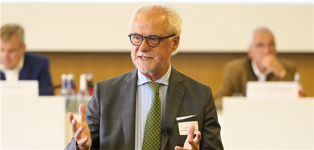 Zahnarzt Michael Schwarz ist nun Ehrenpräsident des Verbands Freier Berufe in Bayern.