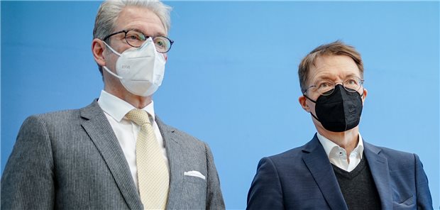 Zankapfel Bürgertests: Die weitere Teilnahme der KVen an der Abrechnung der Bürgertests ist ungeklärt. KBV-Chef Dr. Andreas Gassen und Vertreter des BMG bereiten sich auf Verhandlungen vor. Ob dies Minister Lauterbach sein wird, steht nicht fest.