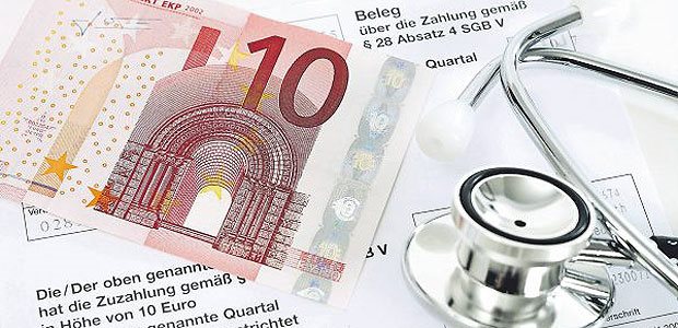 Streit um Praxisgebühr neu entfacht Zehn Euro Praxisgebühr: Ärgernis oder Erfordernis für eine nachhaltige Gesundheitspolitik?