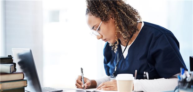 Zeit, bestimmte Lerninhalte noch einmal nachzubearbeiten, bleibt den meisten PJ‘lern kaum.