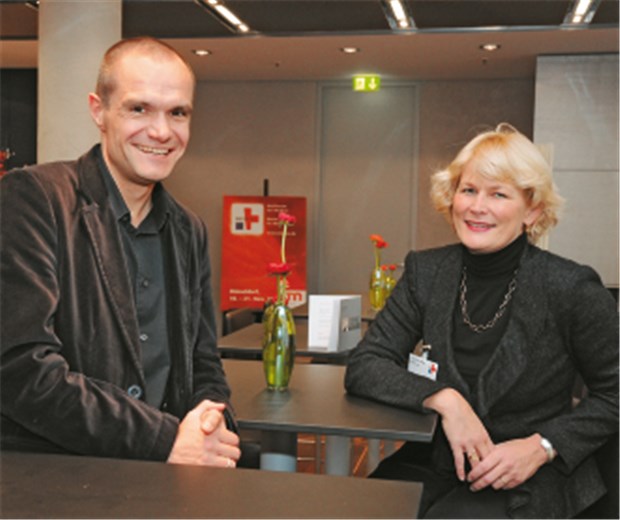 Die Medica bleibt weiter auf Kurs Ziehen eine positive Bilanz: Martin-Ulf Koch und Dr. Julia Rautenstrauch.