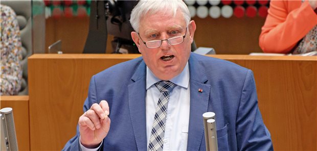 Laumann: Landarztquote hat sich in NRW etabliert Zieht eine positive Zwischenbilanz der Landarztquote in seinem Bundesland: NRW-Gesundheitsminister Karl-Josef Laumann (CDU).