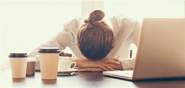 Zu viel Stress in der Pandemie: Gute Personalführung kann zu mehr Resilienz und Wohlbefinden beitragen