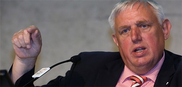 Laumann als Gesundheitsminister vereidigt Zurück in der NRW-Landesregierung: Karl-Josef Laumann.