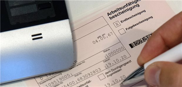 G-BA reaktiviert die telefonische Krankschreibung Zurück zur Regelung, die bis Ende Mai gegolten hatte: Vertragsärzte können Patienten telefonisch bis zu sieben Tage krankschreiben – mit der Option einer Verlängerung um eine weitere Woche.