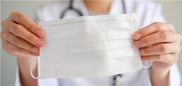Mecklenburg-Vorpommern führt Maskenpflicht für Patienten ein Zutritt zur Praxis nur mit Mundbedeckung: Um andere Patienten und das Personal zu schützen, müssen Patienten in Mecklenburg-Vorpommern Masken tragen.