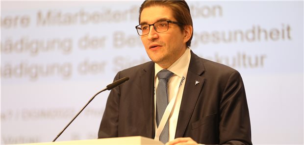 Zwei Drittel der Second Victims entwickeln dysfunktionale Verarbeitungsmechanismen, warnt Professor Reinhard Strametz beim 
128. Kongress der Deutschen Gesellschaft fu¨r Innere Medizin.