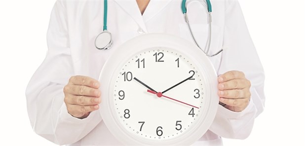 50-Stunden-Woche ist die Regel Zwei Drittel ihrer Arbeitszeit verbringen Praxisinhaber tatsächlich mit der direkten Patientenversorgung.