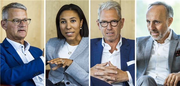KBV-Chef Gassen: „Wir brauchen mehr Hybrid-Ärzte!“ Zweiter Teil des Interviews mit Dr. Gerald Gaß, Professor Henriette Neumeyer, Dr. Andreas Gassen und Dr. Stephan Hofmeister (von links nach rechts)