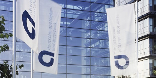 Wachstum trotz Euro-Krise apoBank-Hauptverwaltung: Dividenden für die Mitglieder möglich.