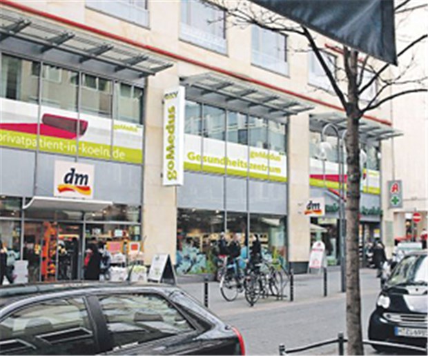 Zwei goMedus-Zentren schließen 2013 goMedus-Gesundheitszentrum in Köln: Wenn der Zentrumsgedanke gelebt wird, können auch privatärztliche Zentren funktionieren.